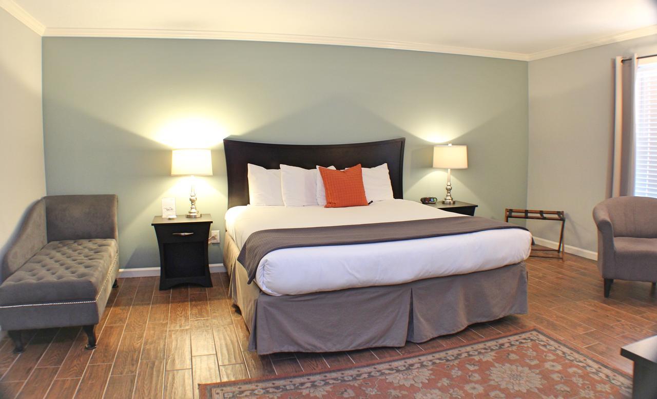 The Dahlonega Square Hotel & Villas Eksteriør bilde