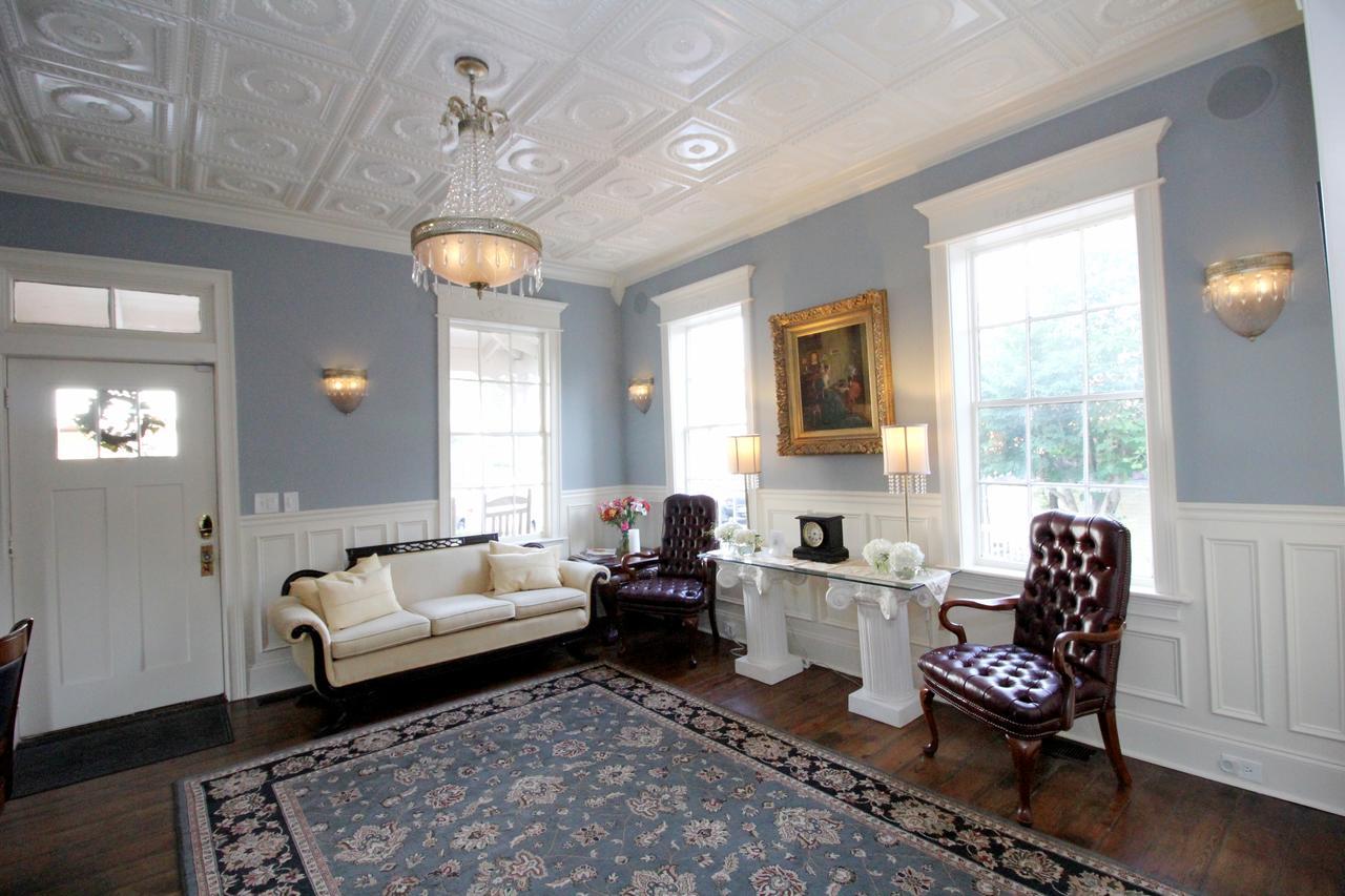 The Dahlonega Square Hotel & Villas Eksteriør bilde