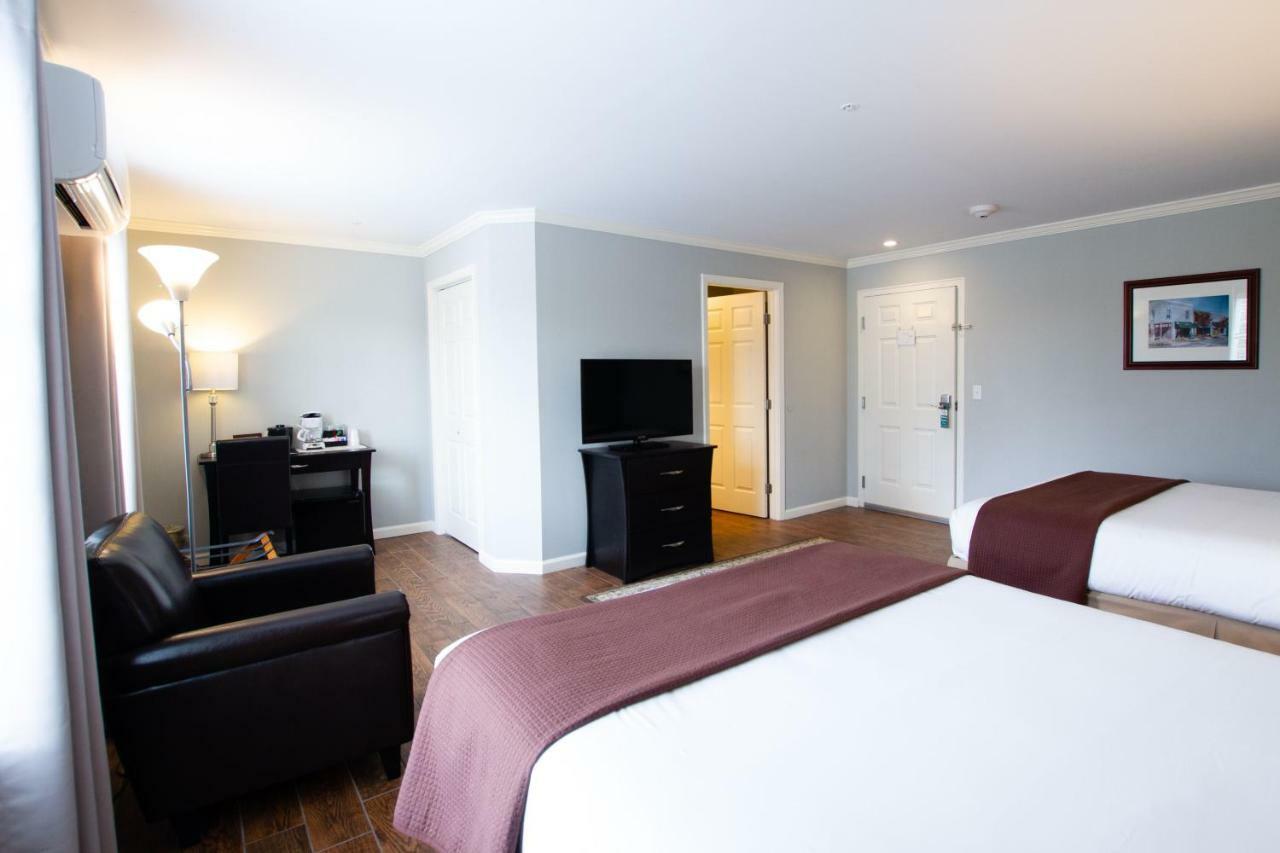 The Dahlonega Square Hotel & Villas Eksteriør bilde